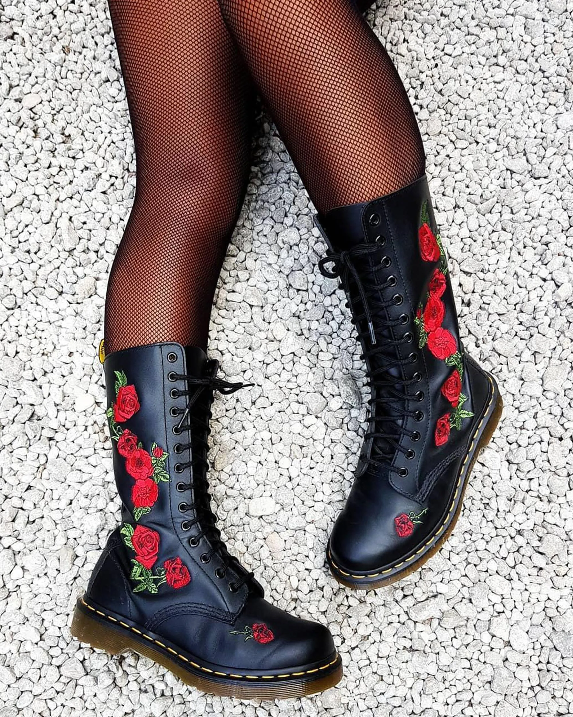 Botas 1914 Vonda de piel con bordado floral