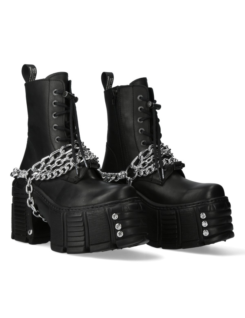 Botas newrock con cadenas