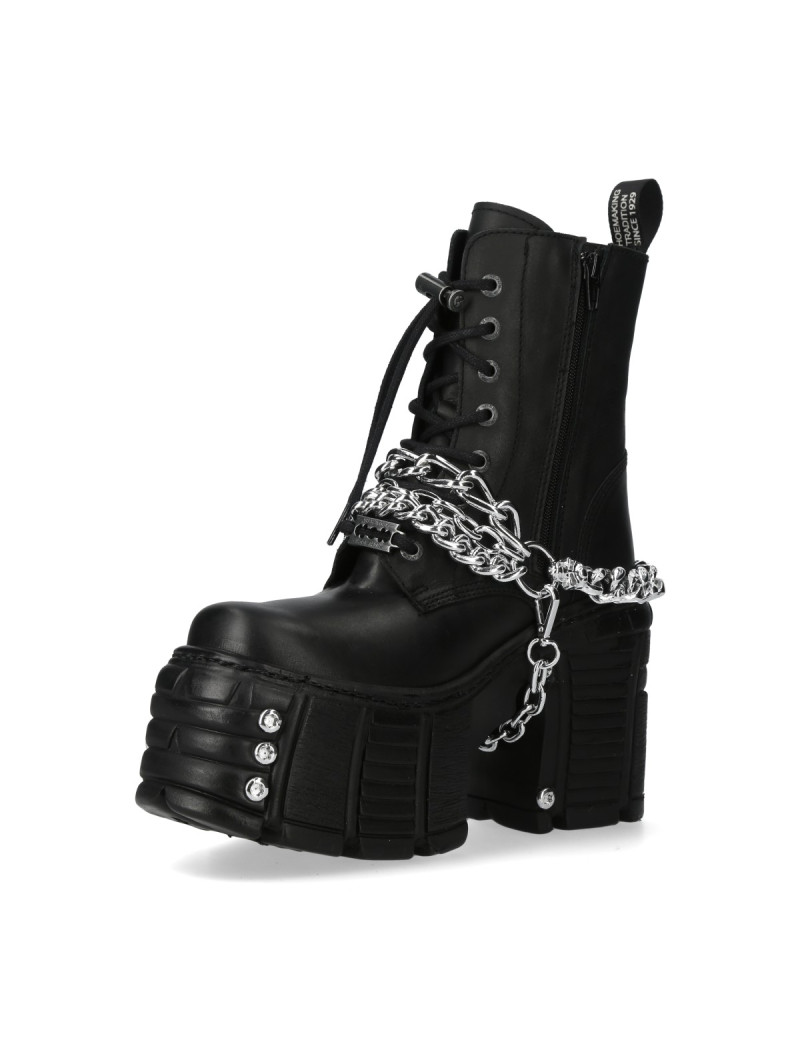 Botas newrock con cadenas