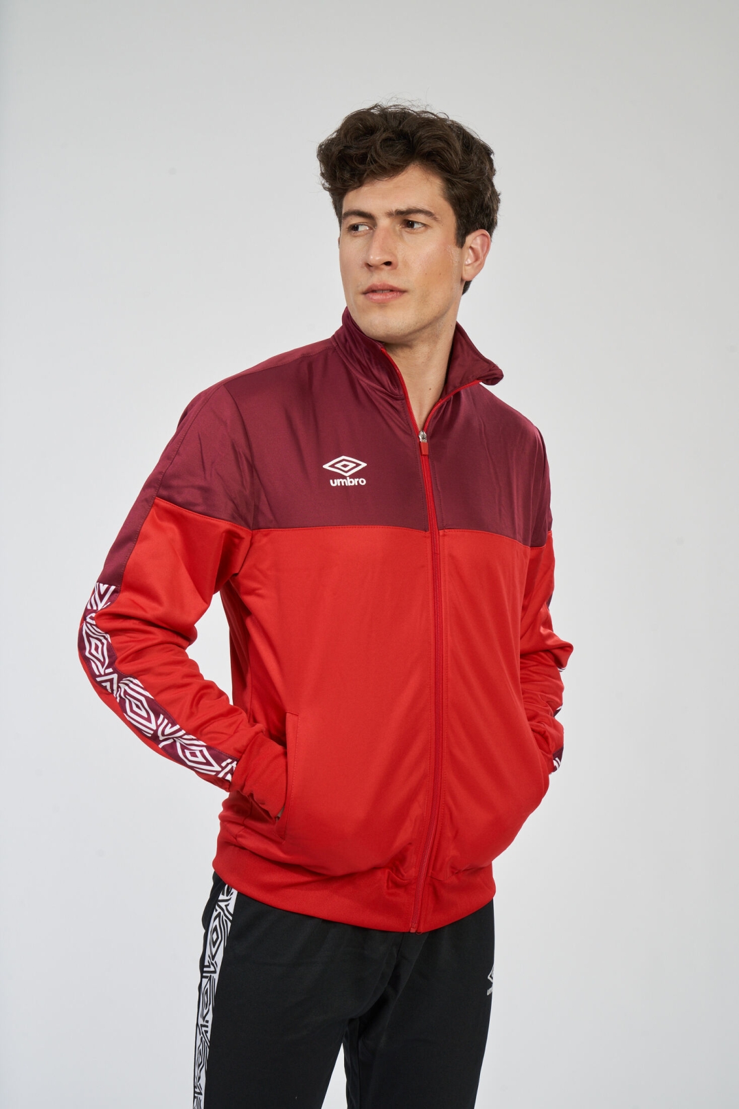 Chaqueta Umbro Nyassa Rojo / Granate