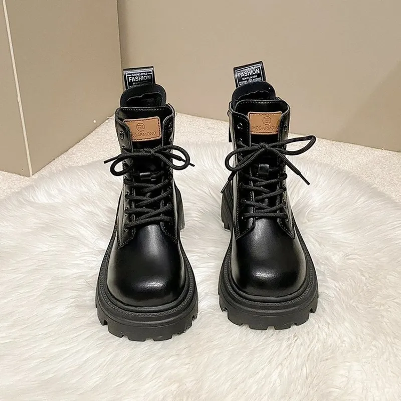 Envío gratis Nuevos diseñadores Botas para mujeres Botas de nieve Invierno Solado Martin Botas Invierno para mujeres con aislami