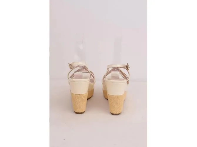 Miu Miu Zapatos sandalias de cuero. Blanco 