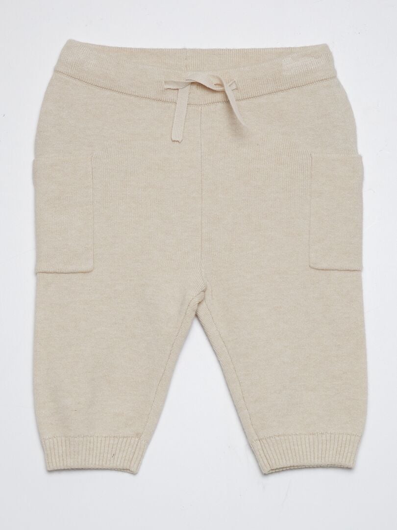 Pantalón de jogging con bolsillos de parche + calcetines - BEIGE