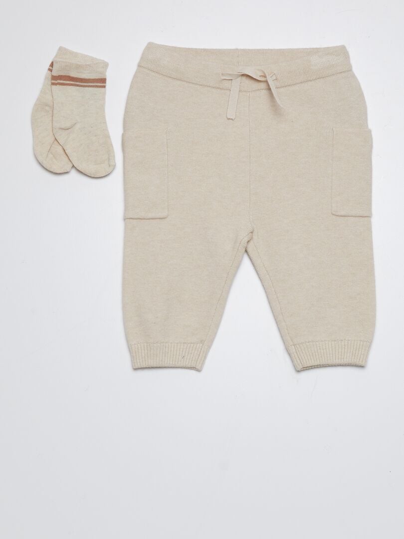 Pantalón de jogging con bolsillos de parche + calcetines - BEIGE