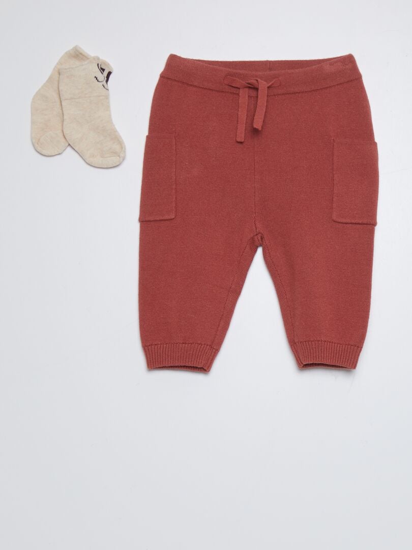 Pantalón de jogging con bolsillos de parche + calcetines - ROJO