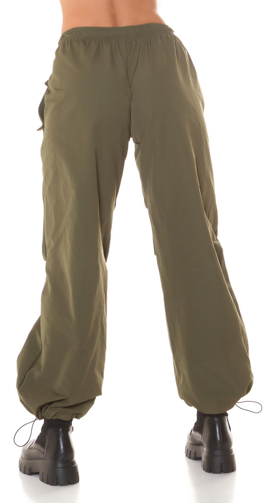 Pantalón grande e informal mujer khaki